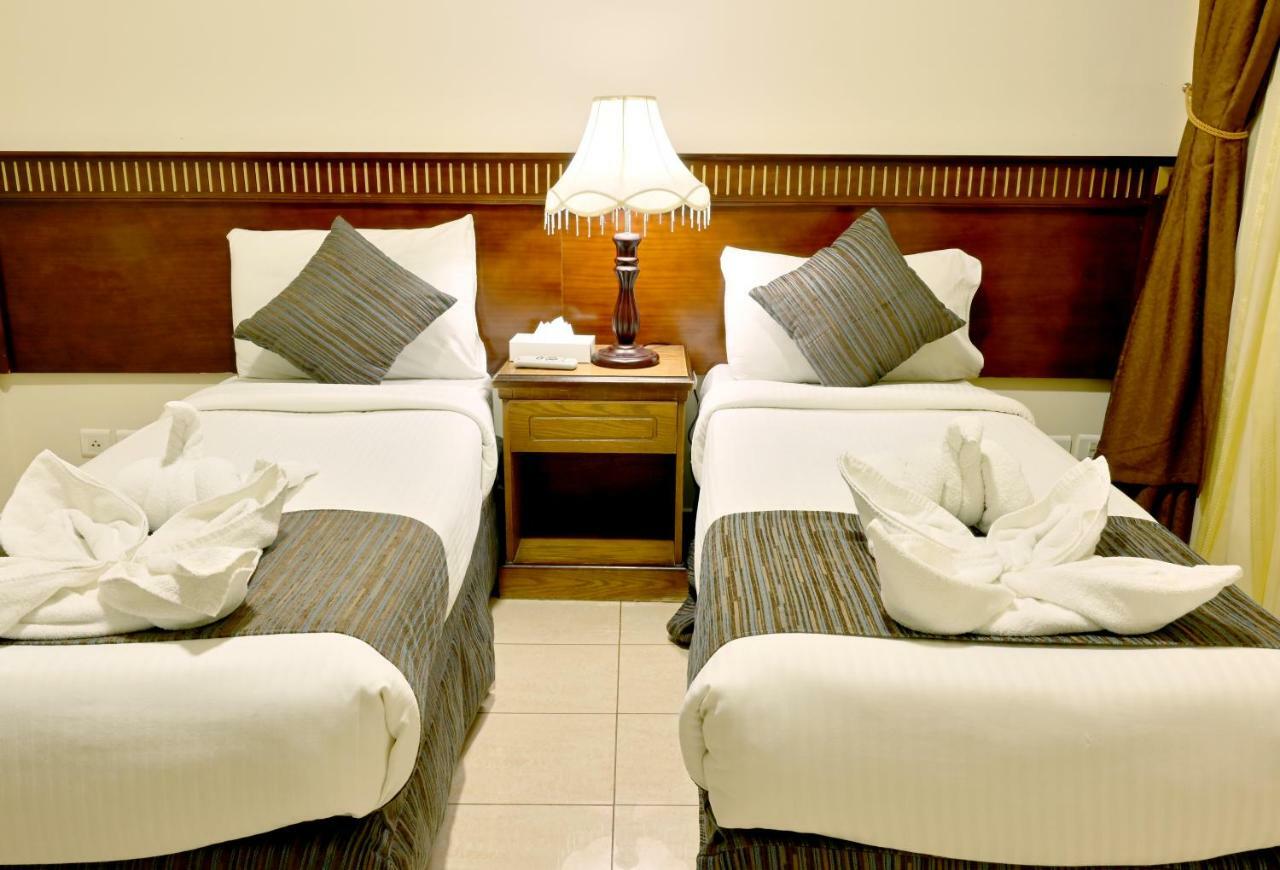 Hayah Taibah Hotel Medina Buitenkant foto