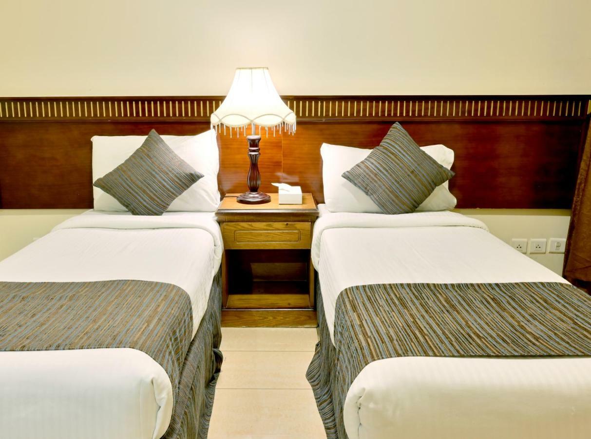 Hayah Taibah Hotel Medina Buitenkant foto